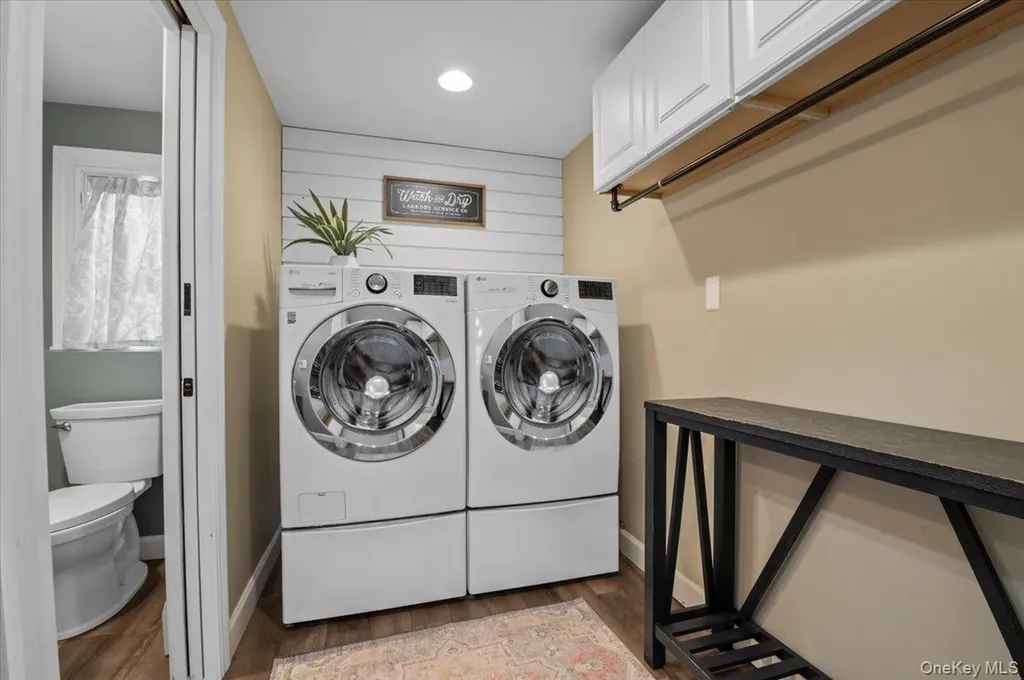 16 Ingold Drive Dix Hills NY 11746