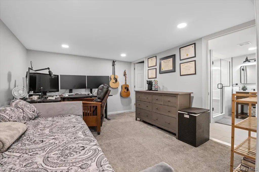 16 Ingold Drive Dix Hills NY 11746