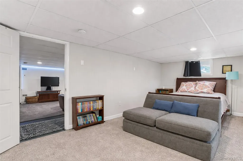 15 Closs Drive Rhinebeck NY 12572