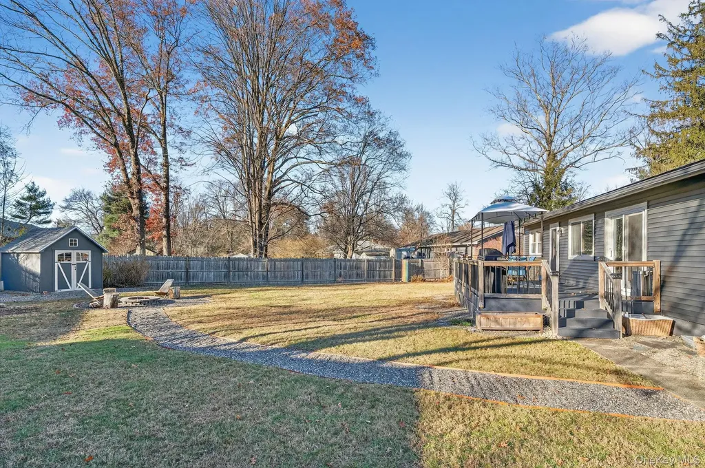 15 Closs Drive Rhinebeck NY 12572