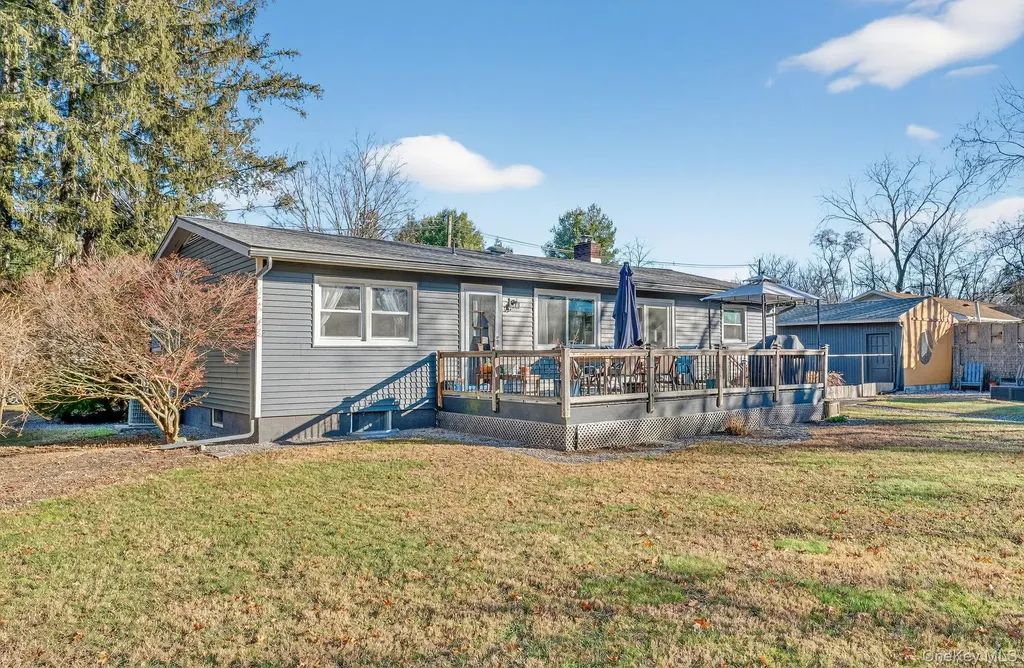 15 Closs Drive Rhinebeck NY 12572