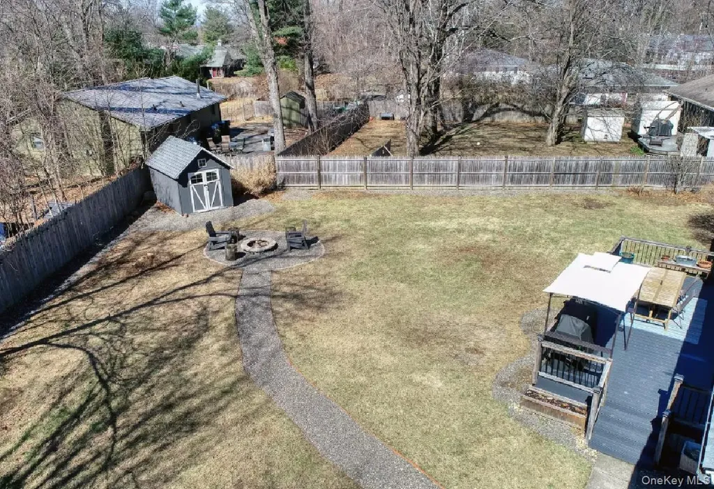 15 Closs Drive Rhinebeck NY 12572
