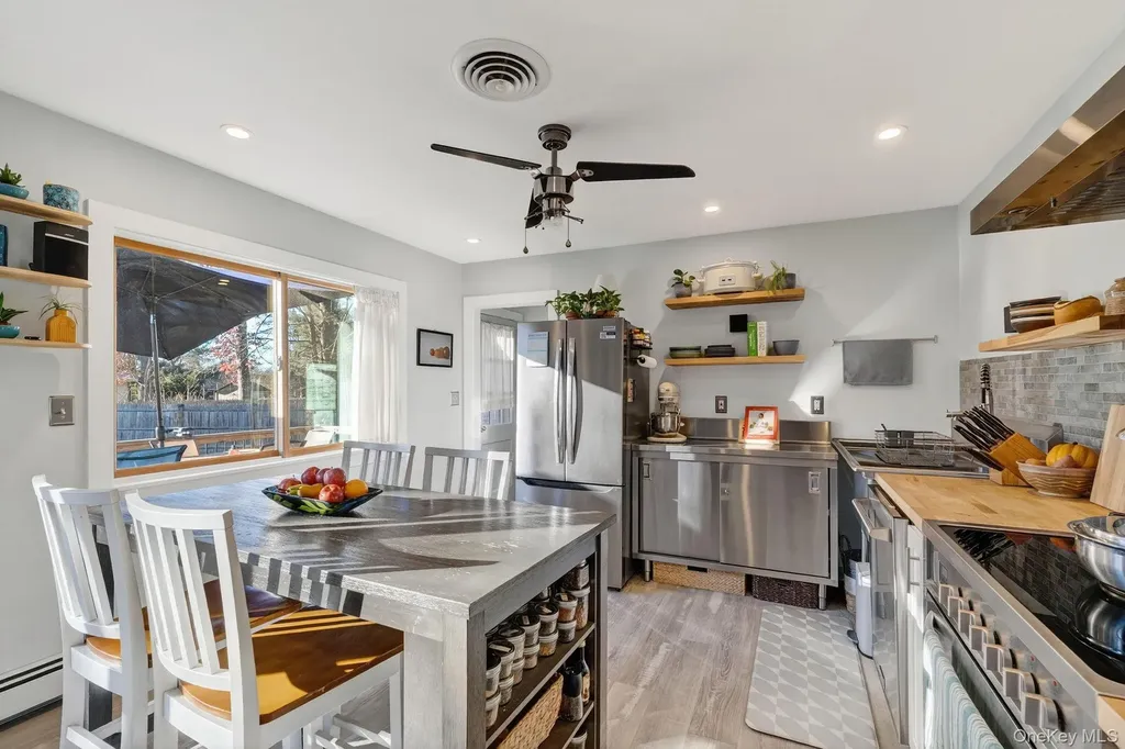 15 Closs Drive Rhinebeck NY 12572