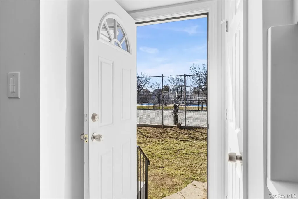 22 Colonial Avenue Freeport NY 11520
