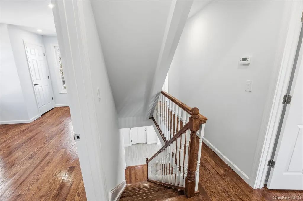 22 Colonial Avenue Freeport NY 11520