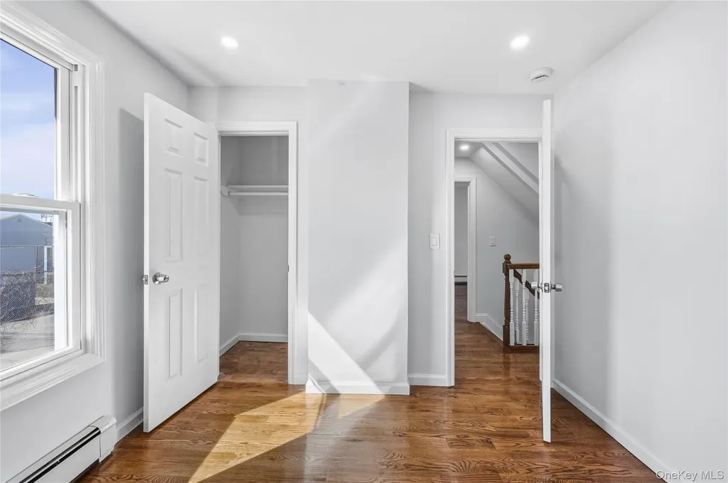 22 Colonial Avenue Freeport NY 11520