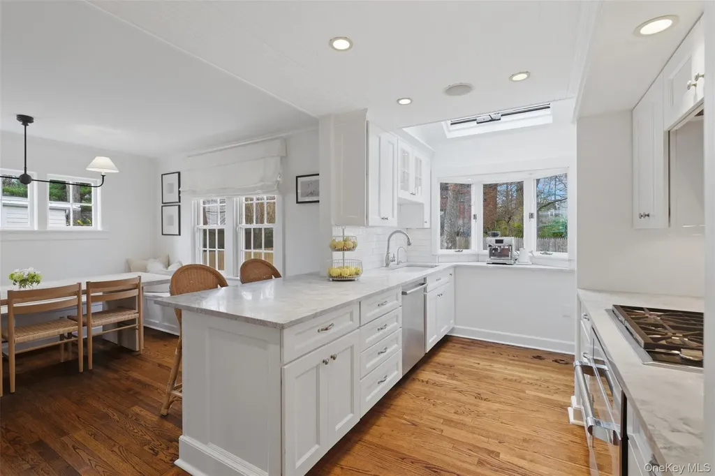 32 Kingsbury Road New Rochelle NY 10804