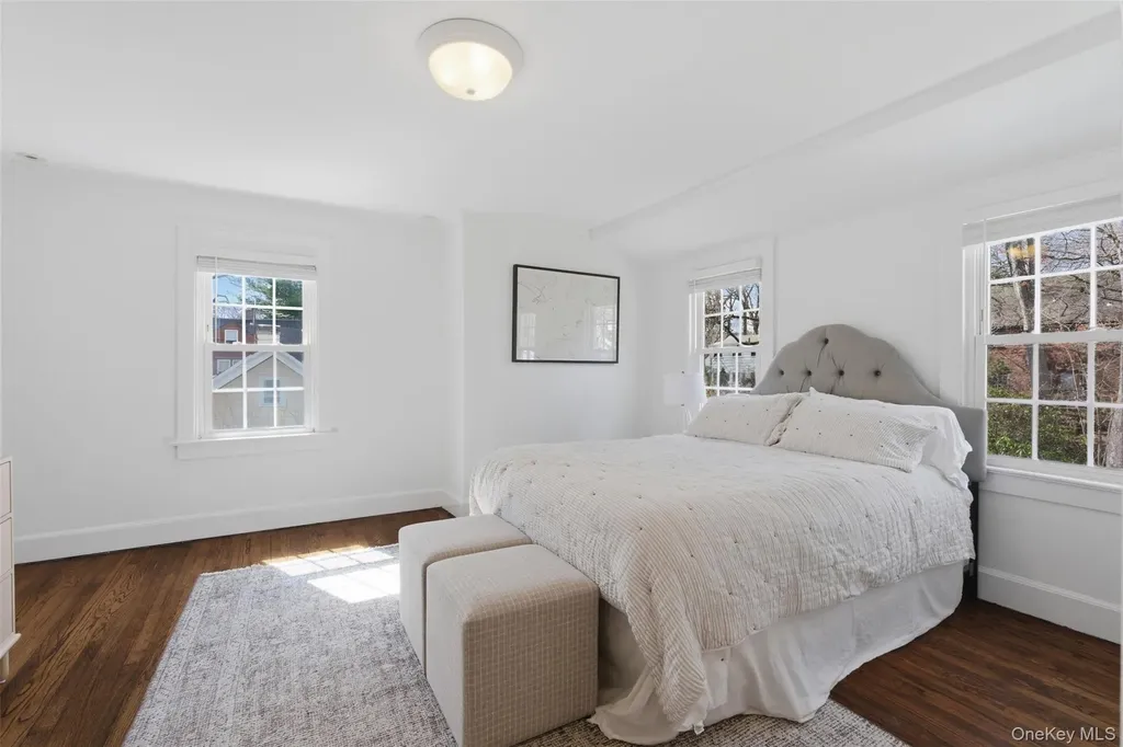 32 Kingsbury Road New Rochelle NY 10804