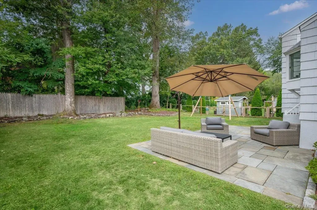 32 Kingsbury Road New Rochelle NY 10804