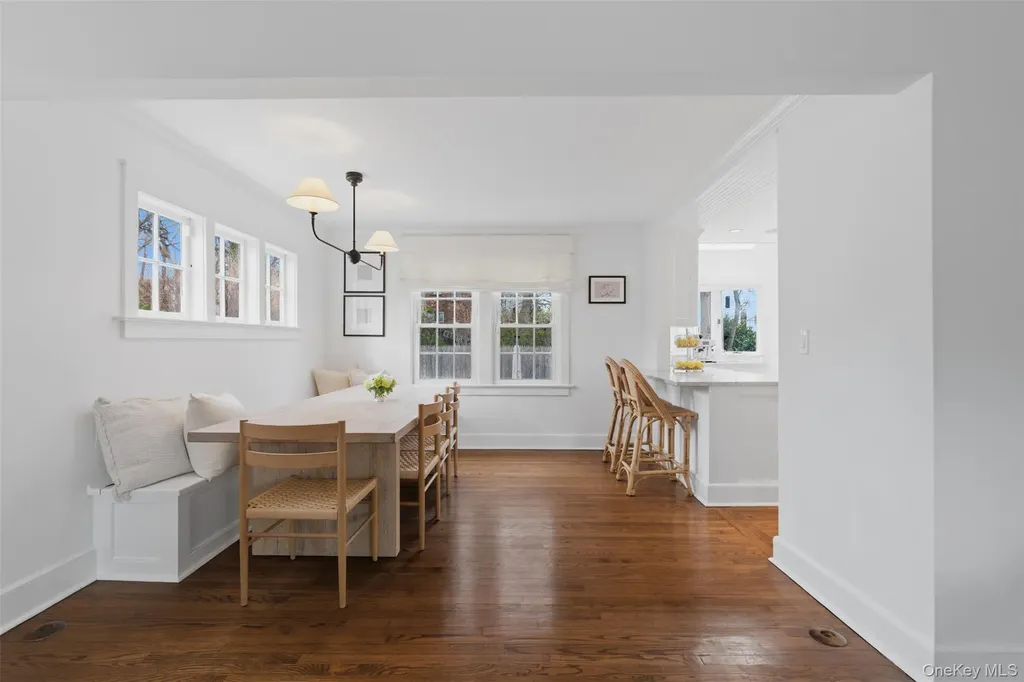 32 Kingsbury Road New Rochelle NY 10804