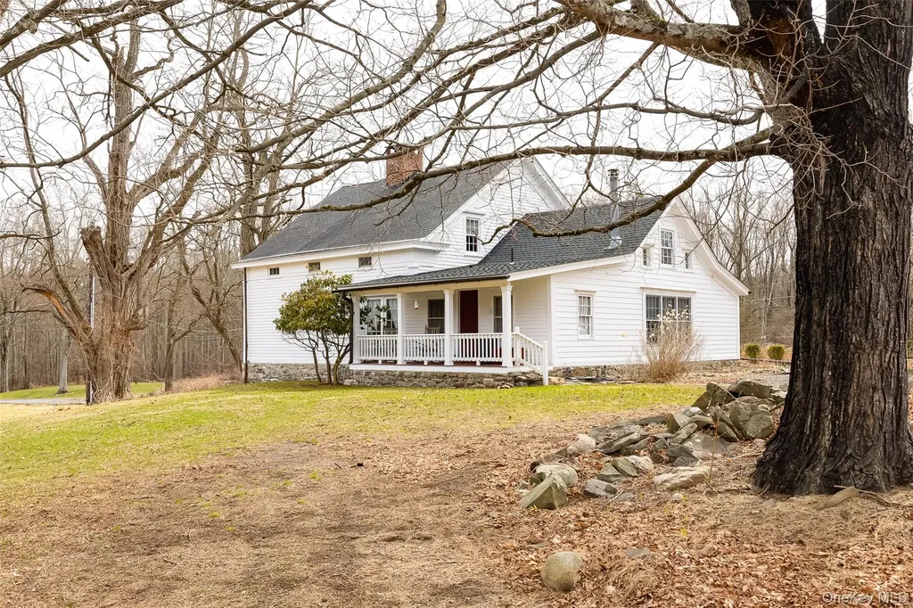 60 Rainbow Lane Pine Bush NY 12566