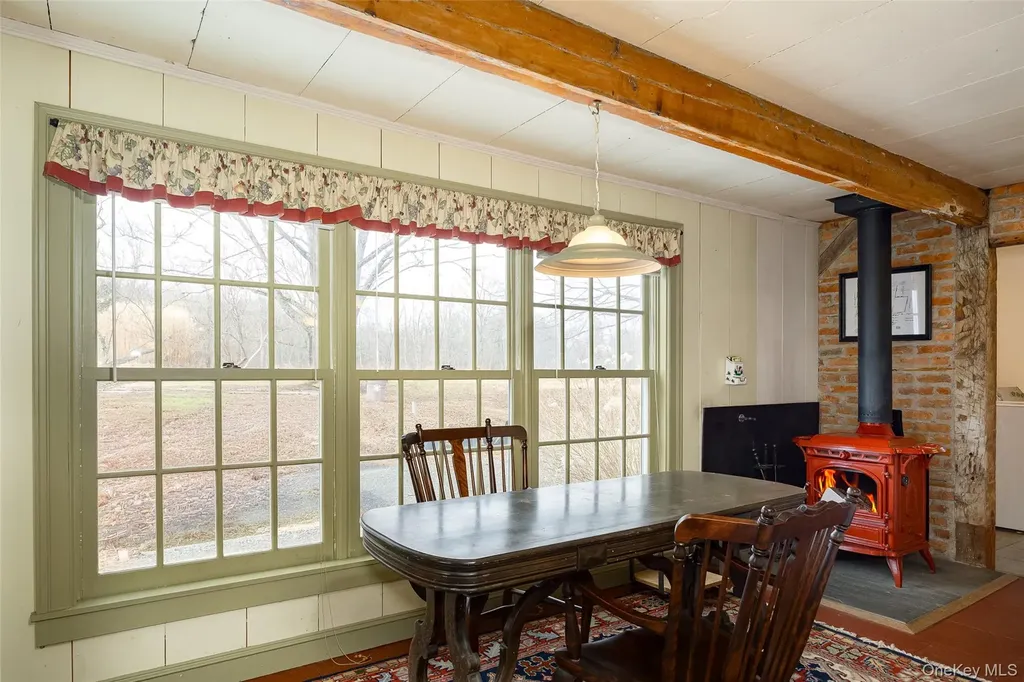 60 Rainbow Lane Pine Bush NY 12566
