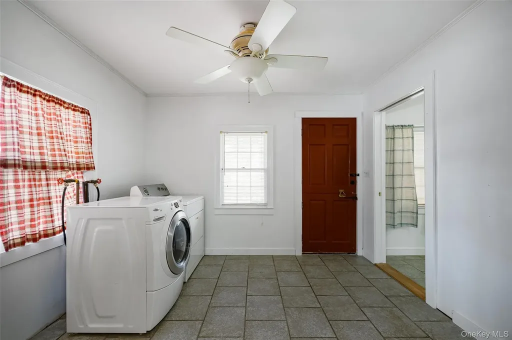 60 Rainbow Lane Pine Bush NY 12566