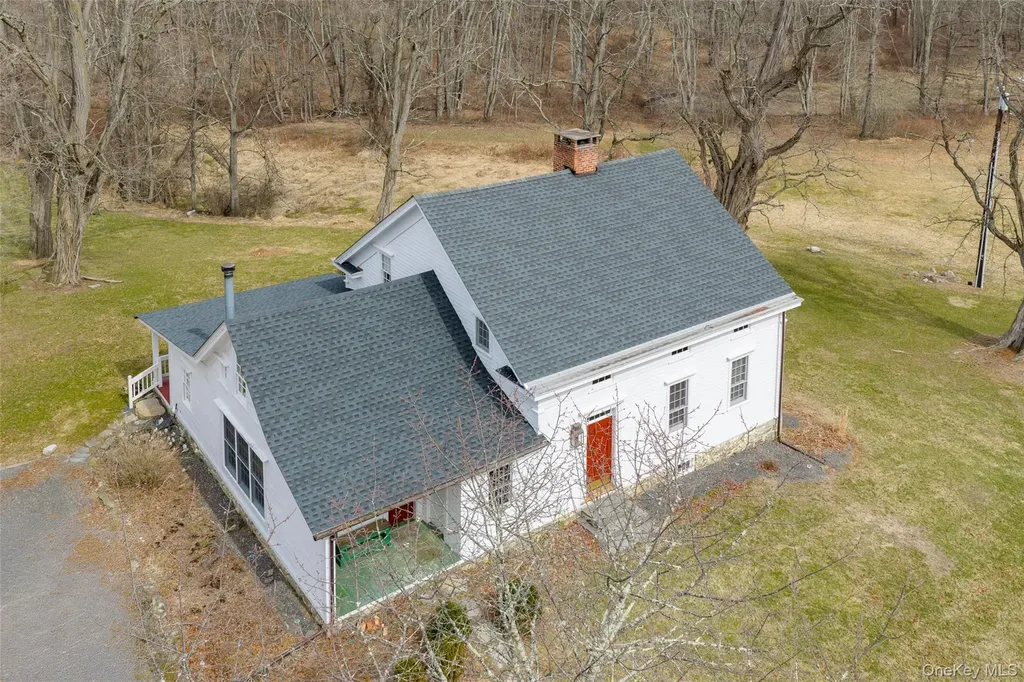 60 Rainbow Lane Pine Bush NY 12566