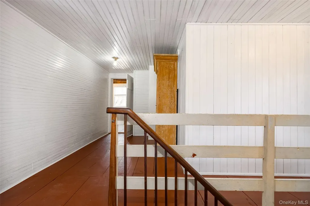 60 Rainbow Lane Pine Bush NY 12566
