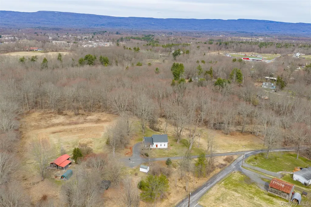 60 Rainbow Lane Pine Bush NY 12566