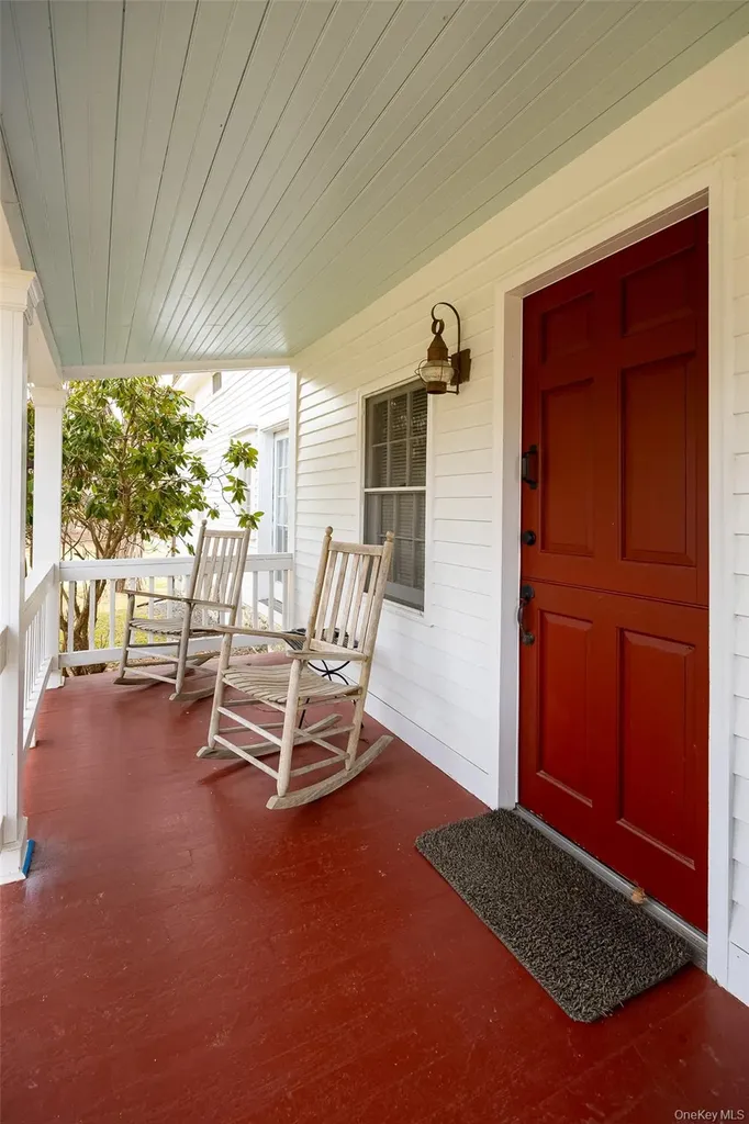 60 Rainbow Lane Pine Bush NY 12566