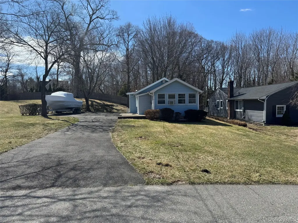 44 Cedar Drive Miller Place NY 11764