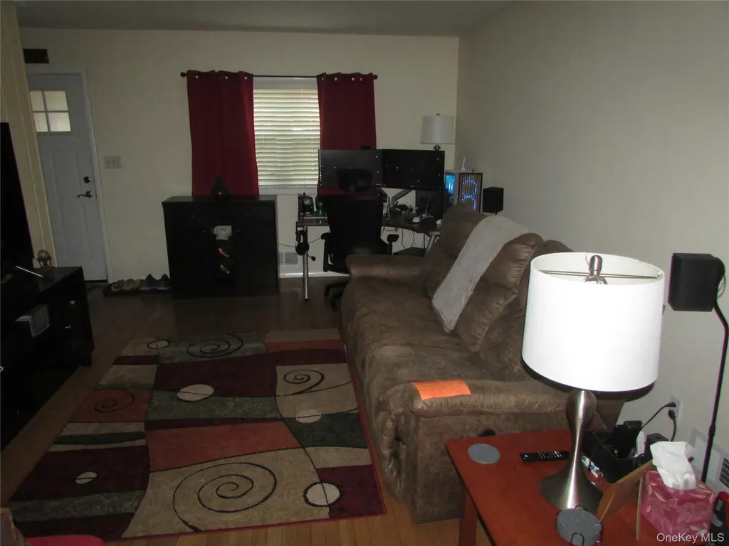 90 Paggi Terrace Wappingers Falls NY 12590
