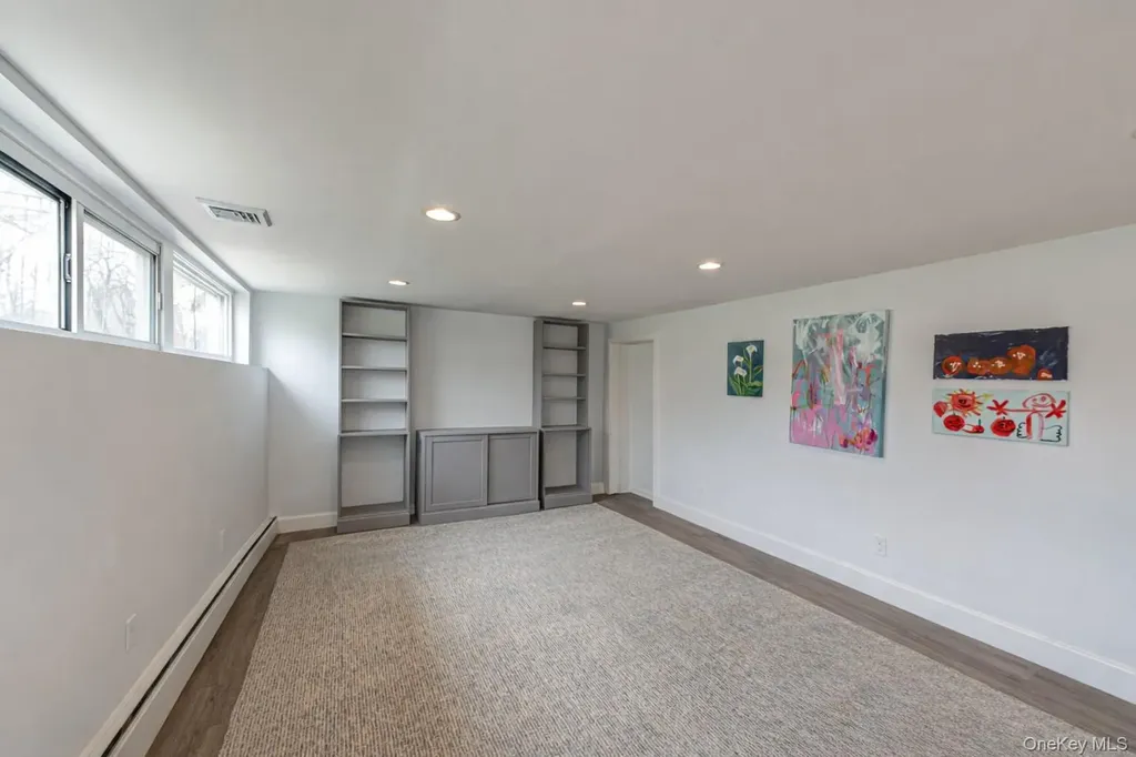 21 Lloyd Haven Drive Lloyd Harbor NY 11743