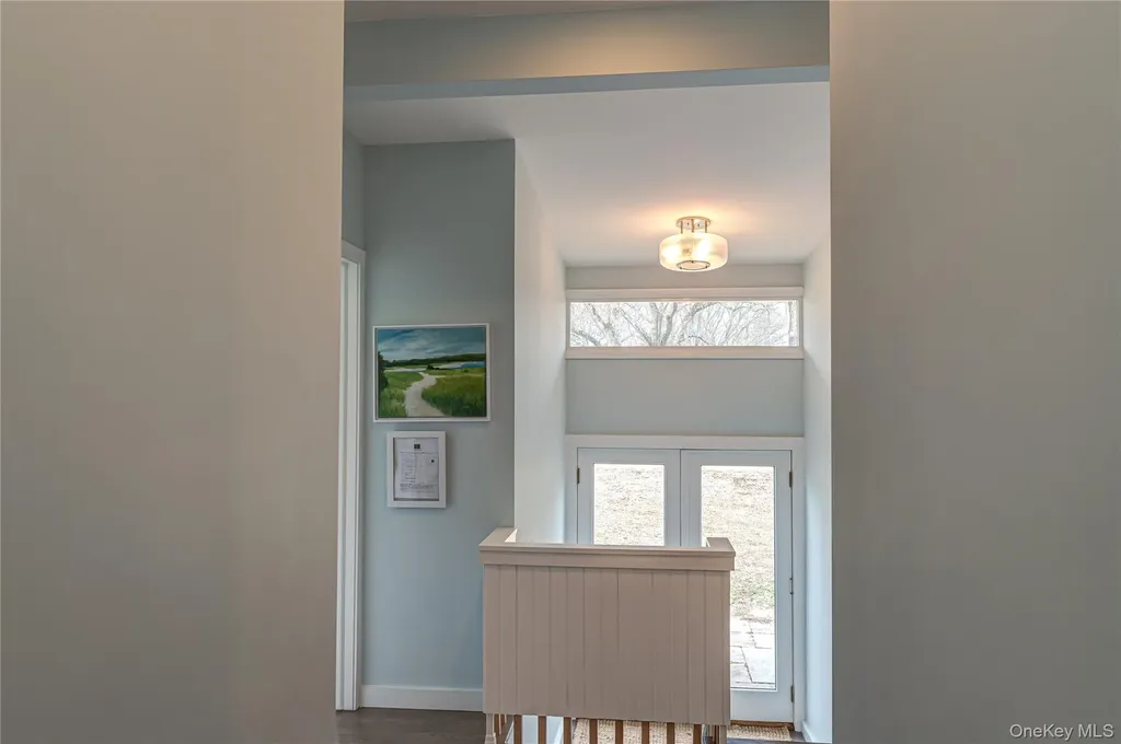 21 Lloyd Haven Drive Lloyd Harbor NY 11743