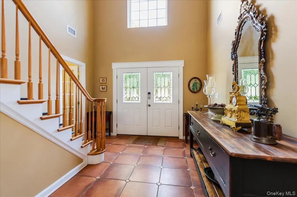40 E Penn Street Long Beach NY 11561