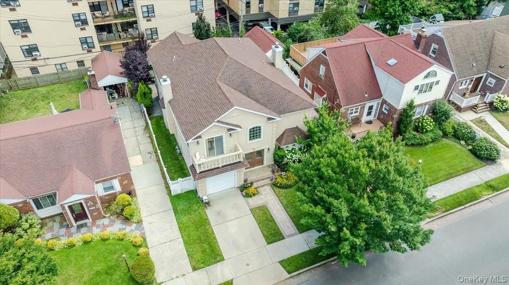 40 E Penn Street Long Beach NY 11561