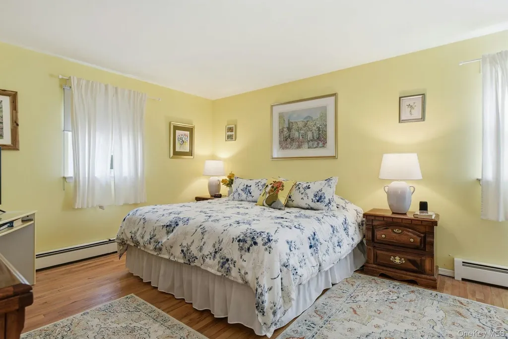 35 East Neck Road Huntington NY 11743