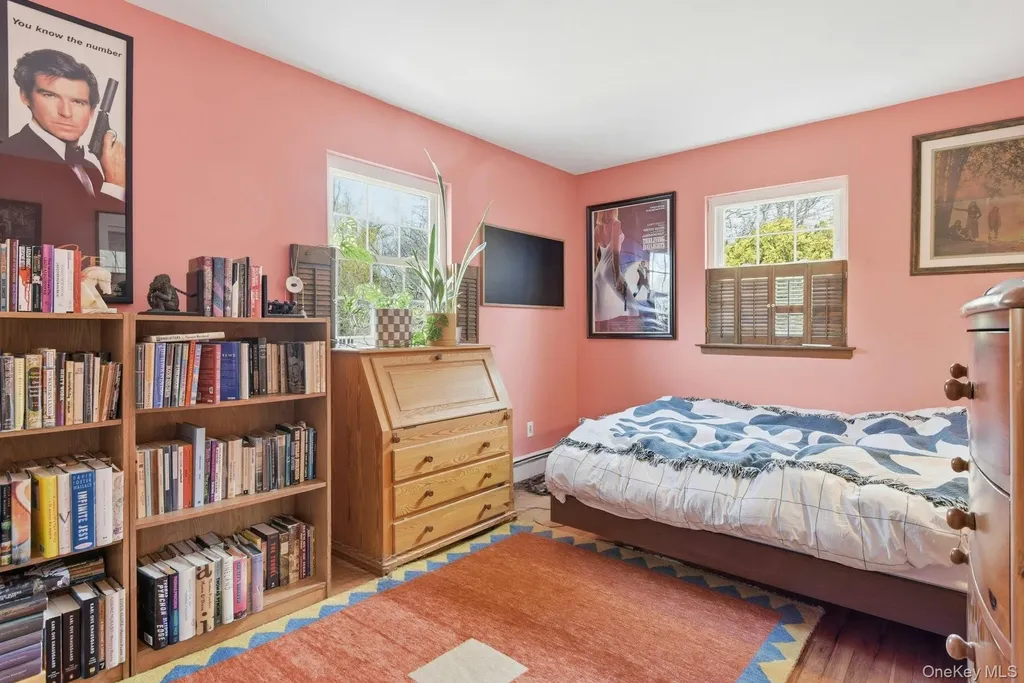 35 East Neck Road Huntington NY 11743