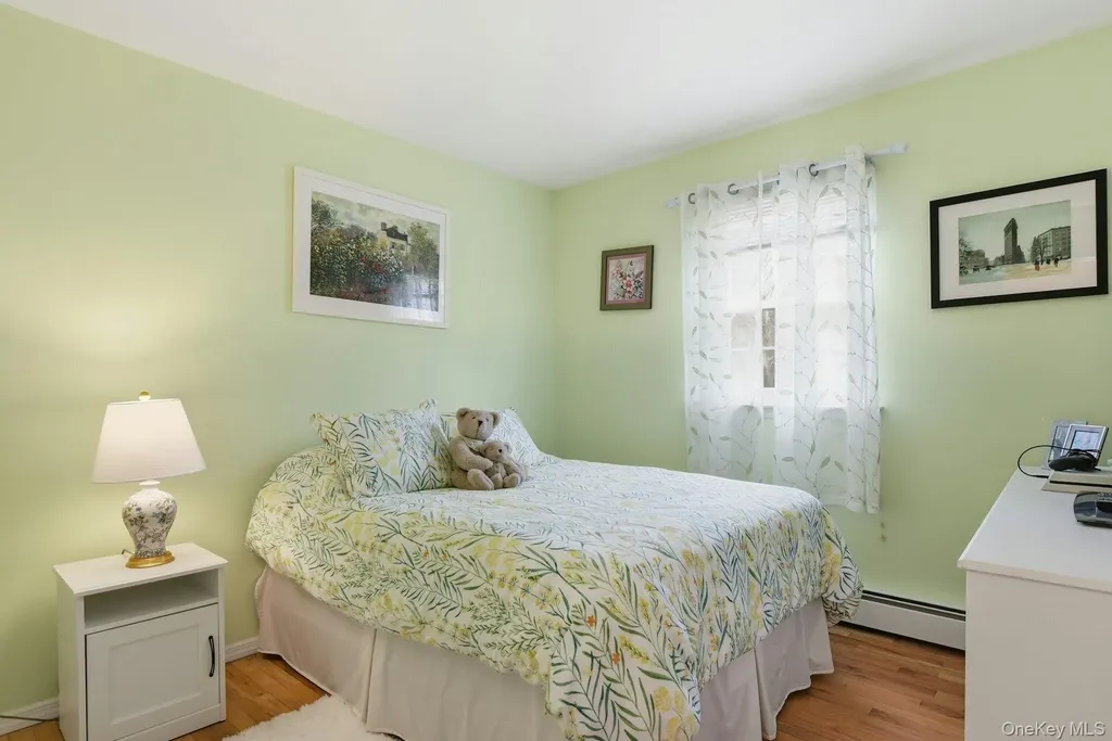 35 East Neck Road Huntington NY 11743