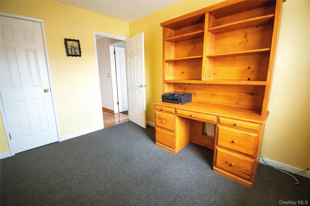 51 E 2nd Street Freeport NY 11520