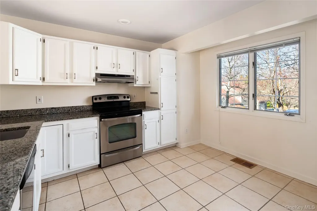 1703 Regent Drive Mount Kisco NY 10549