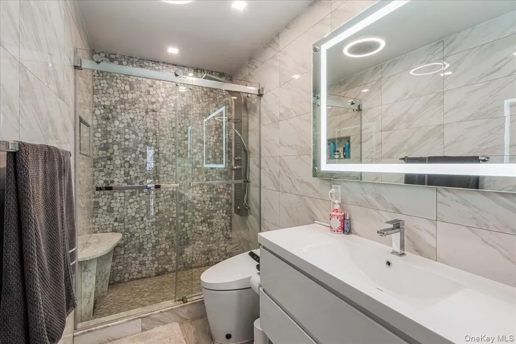 3822 Greentree Drive Oceanside NY 11572