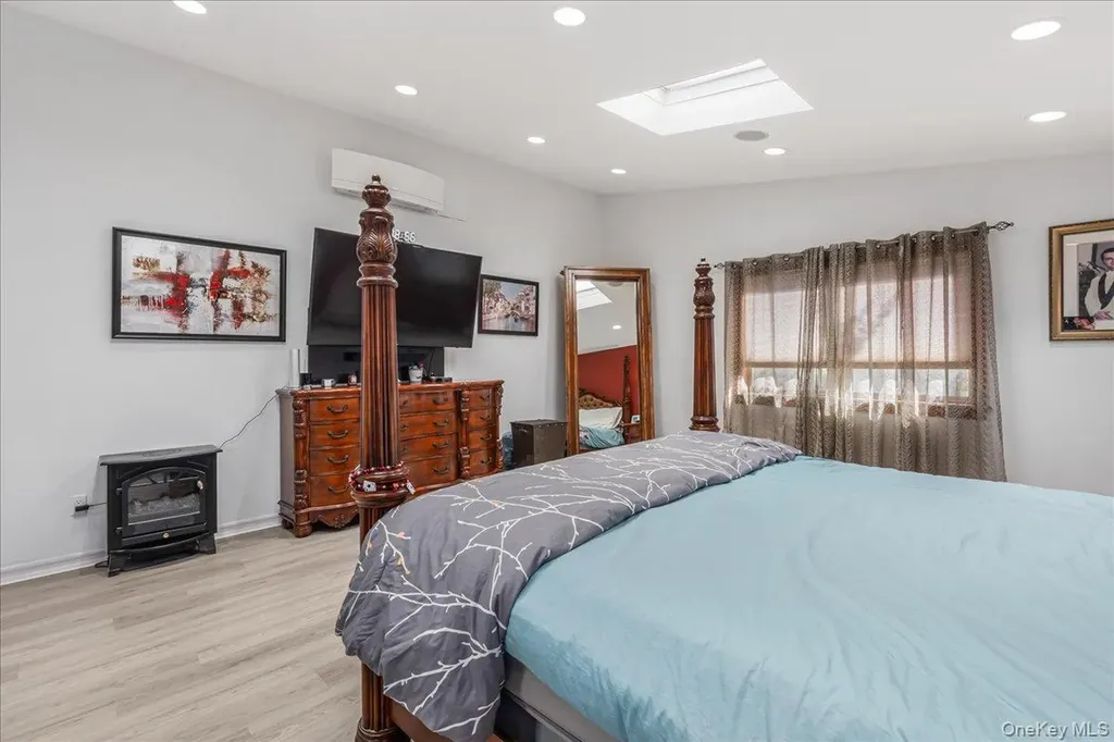 3822 Greentree Drive Oceanside NY 11572