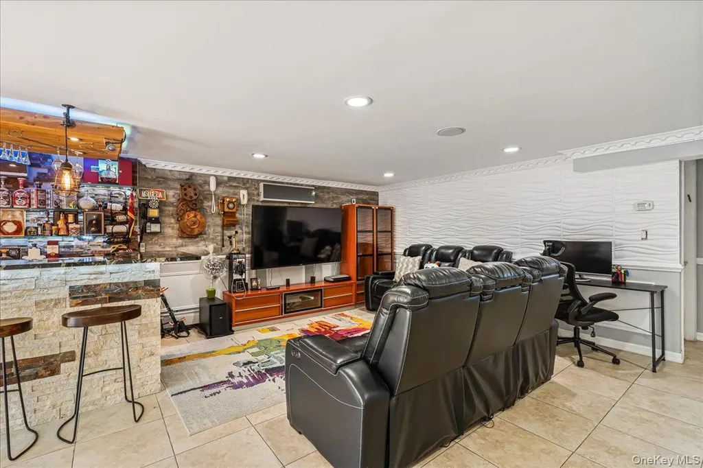 3822 Greentree Drive Oceanside NY 11572
