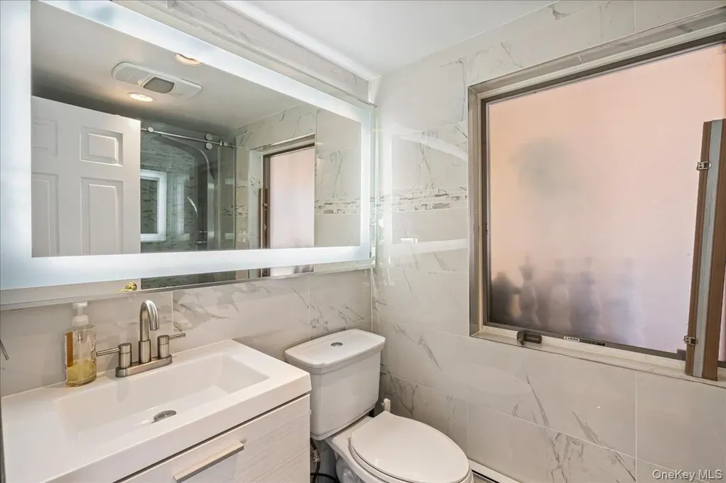 3822 Greentree Drive Oceanside NY 11572