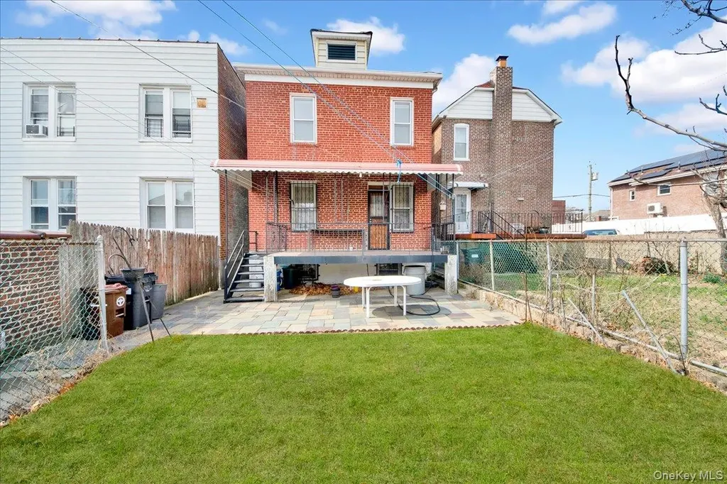 2028 Haight Avenue Bronx NY 10461