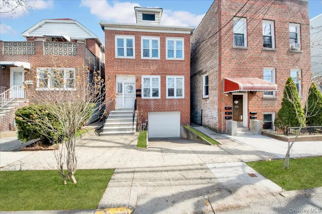 2028 Haight Avenue Bronx NY 10461