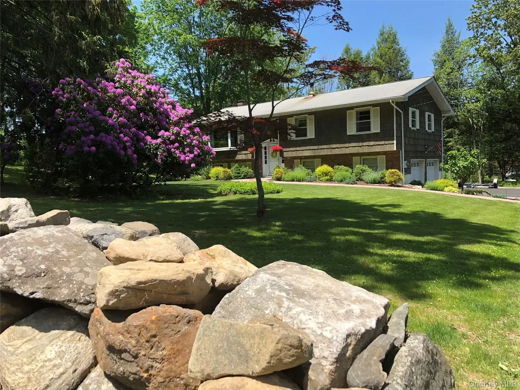 47 Deans Bridge Road Somers NY 10589