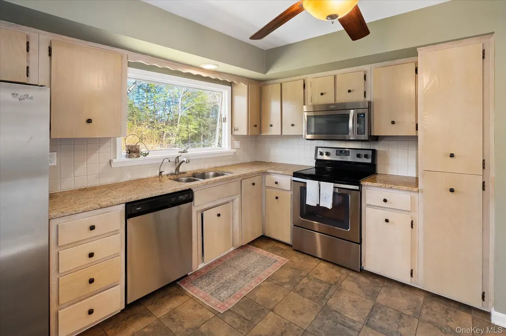 47 Deans Bridge Road Somers NY 10589
