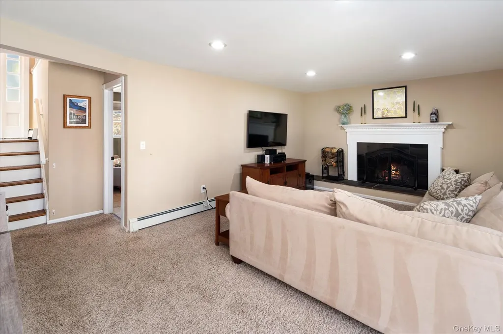47 Deans Bridge Road Somers NY 10589