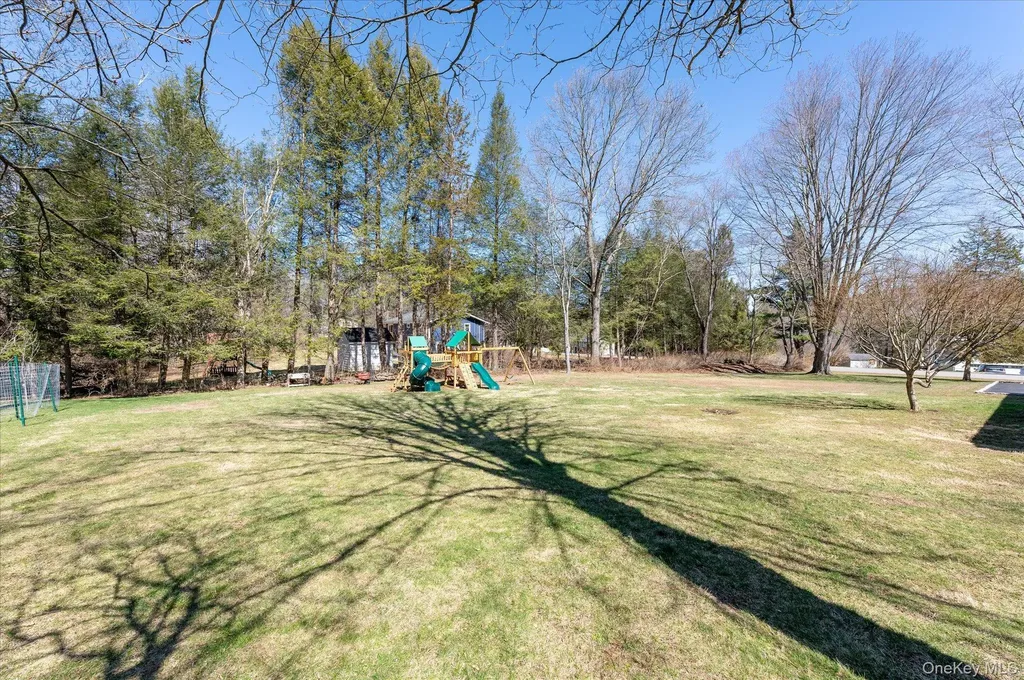 47 Deans Bridge Road Somers NY 10589