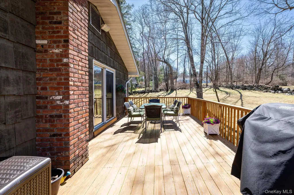 47 Deans Bridge Road Somers NY 10589