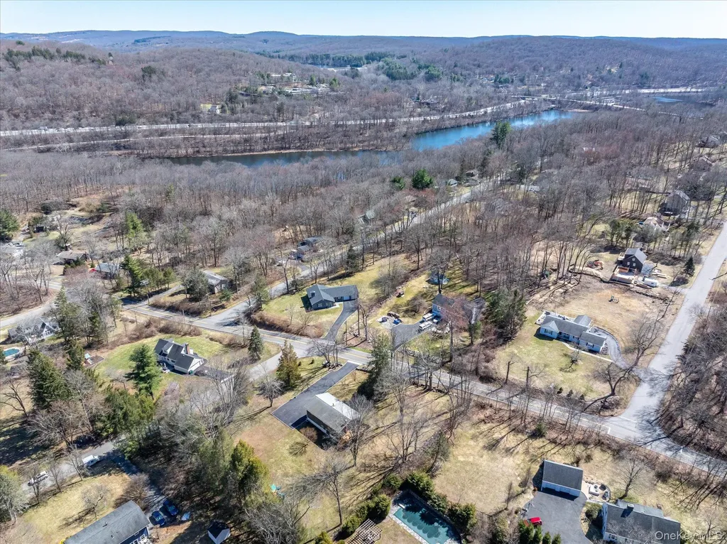 47 Deans Bridge Road Somers NY 10589