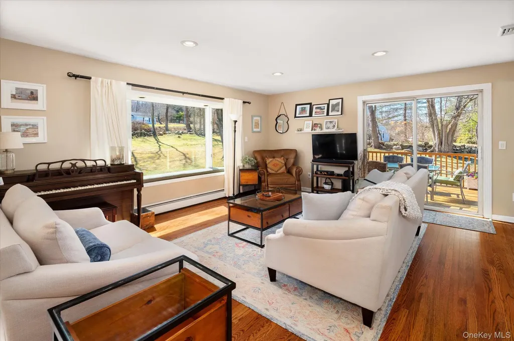 47 Deans Bridge Road Somers NY 10589
