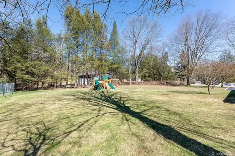 47 Deans Bridge Road Somers NY 10589
