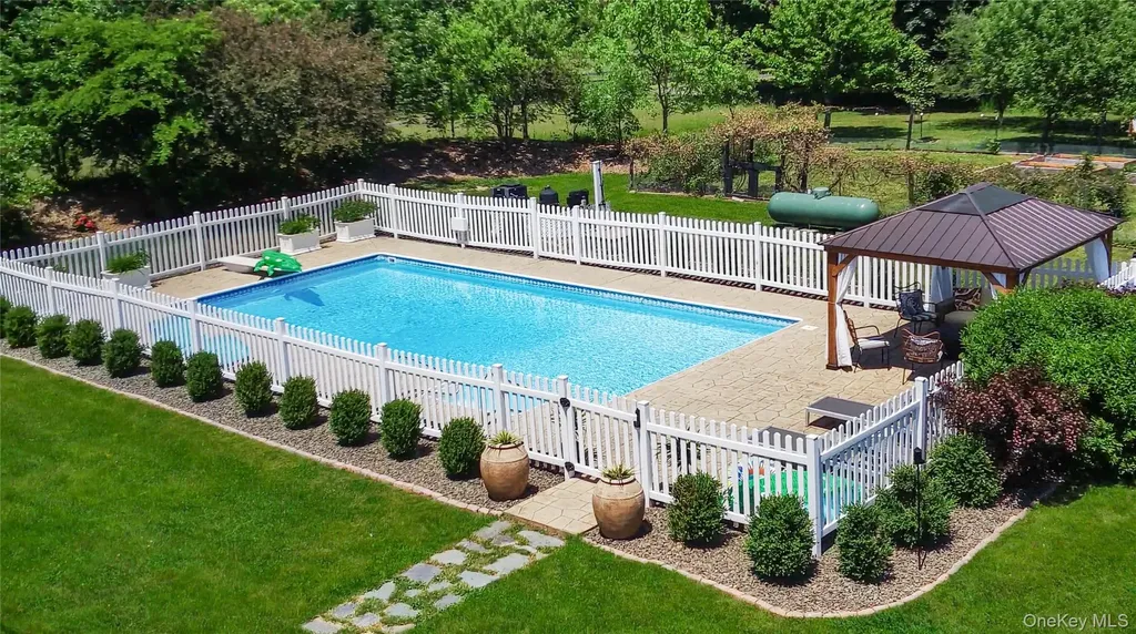 170 Dickerson Avenue Montgomery NY 12549