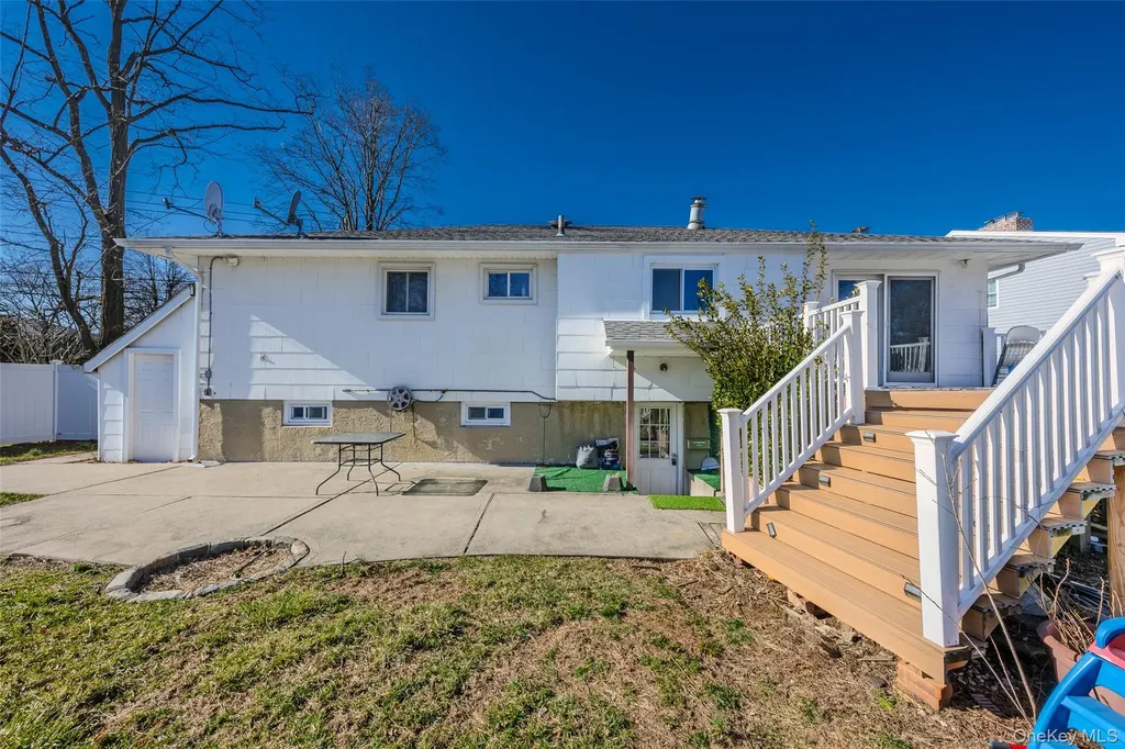 2968 Beltagh Avenue Wantagh NY 11793