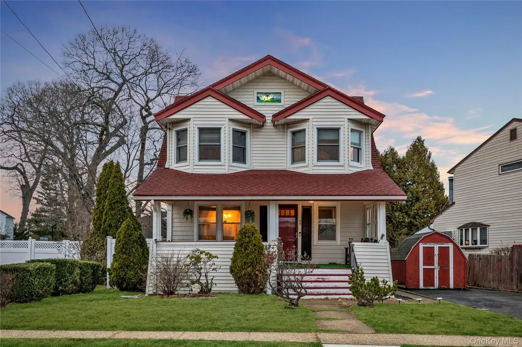 69 Forest Avenue Valley Stream NY 11581
