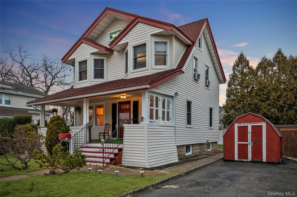 69 Forest Avenue Valley Stream NY 11581